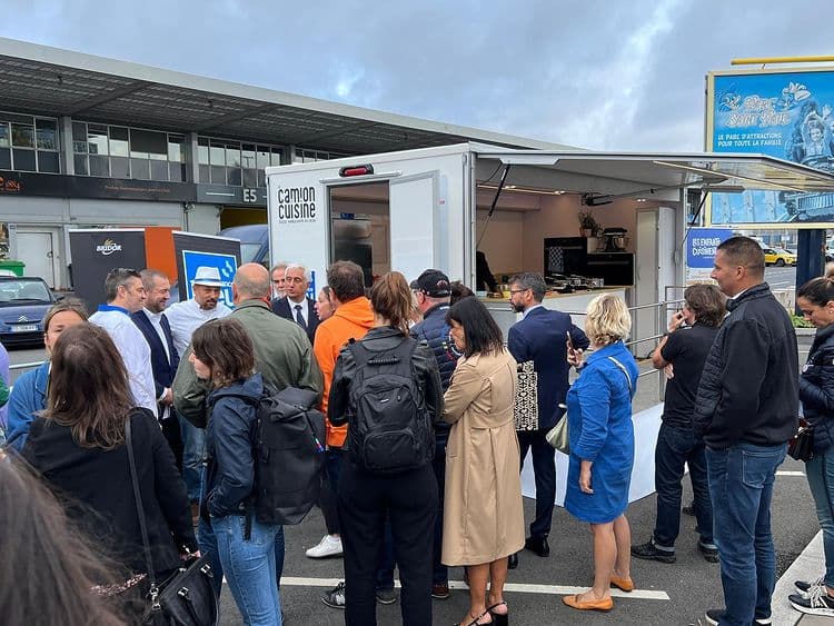 Inauguration du Food Truck de l’association Les Enfants Cuisinent au Marché de Rungis